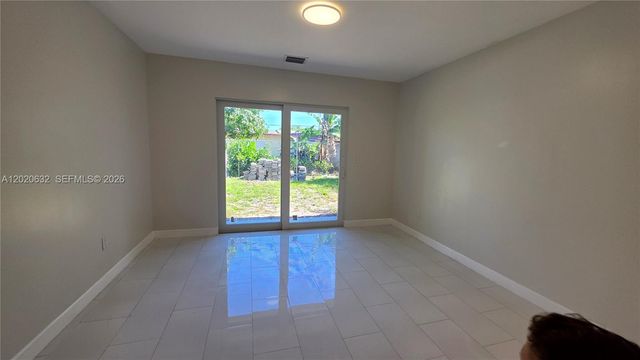 1068 NW 112th St 1068, Miami, FL 33168