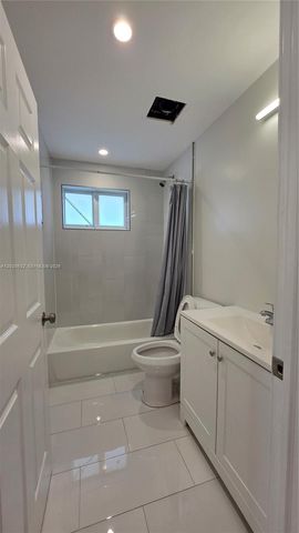 1068 NW 112th St 1068, Miami, FL 33168