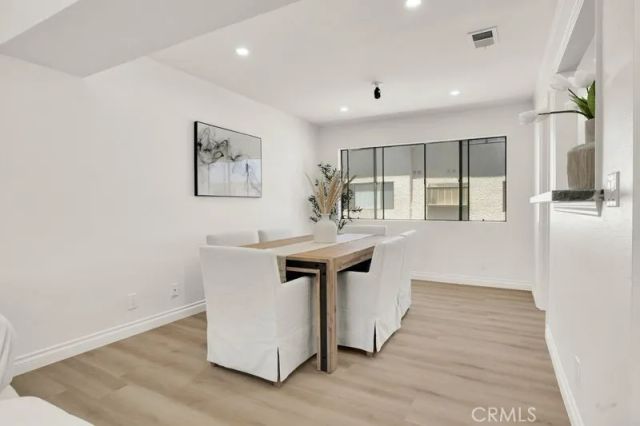 26008 Alizia Canyon C, Calabasas, CA 91302