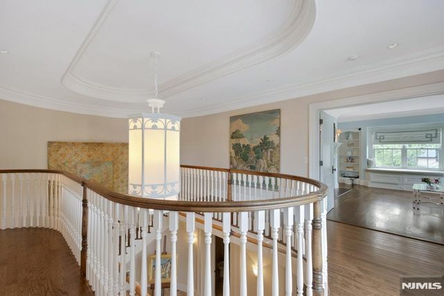29 McGrath Drive, Cresskill, NJ 07626