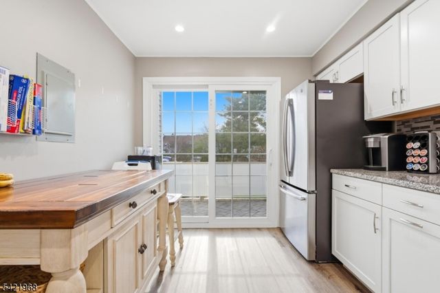 5 Ardsley Sq, Sayreville Boro, NJ 08859