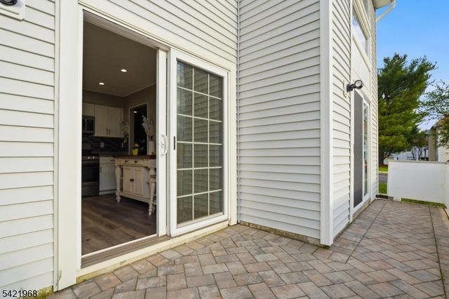 5 Ardsley Sq, Sayreville Boro, NJ 08859