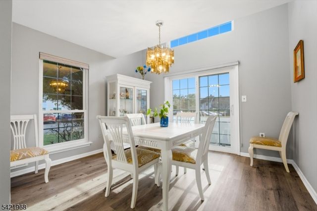 5 Ardsley Sq, Sayreville Boro, NJ 08859