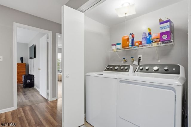 5 Ardsley Sq, Sayreville Boro, NJ 08859