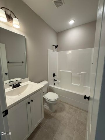 120 Cricket Hill Way, Benson, NC 27504