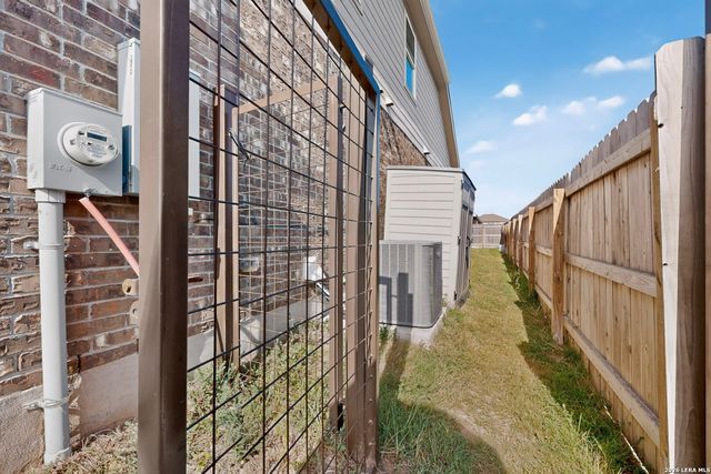 32325 Ginger Cv, Bulverde, TX 78163