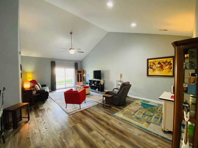 4353 Parkway Centre Drive, 31, Grove City, OH 43123