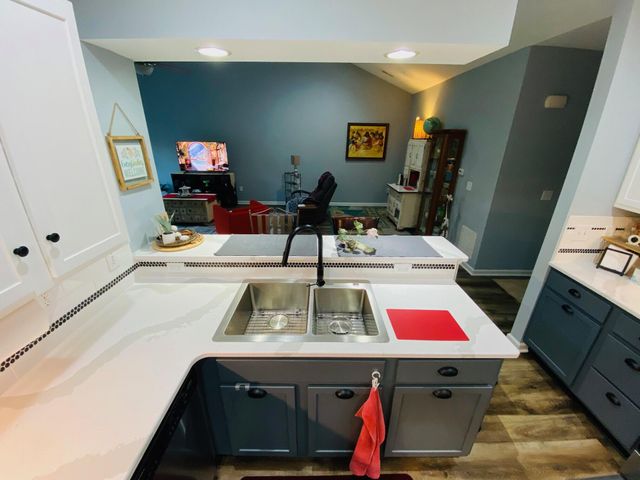 4353 Parkway Centre Drive, 31, Grove City, OH 43123