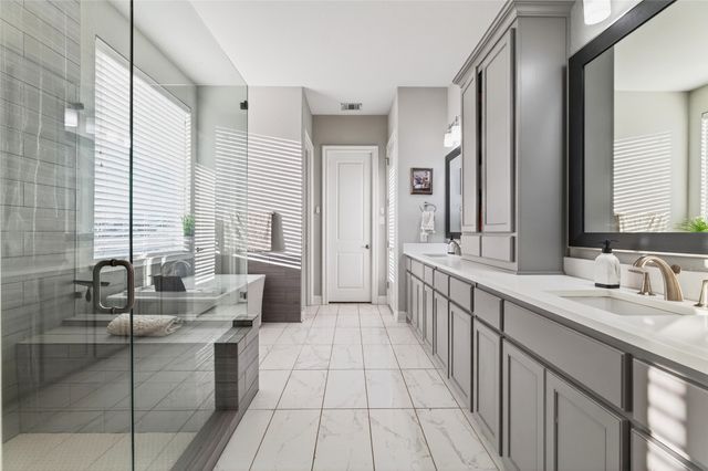 4813 Hughes Circle, Flower Mound, TX 75022