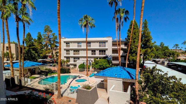 5122 N 31st Way 221, Phoenix, AZ 85016