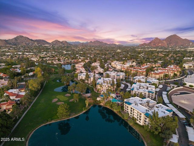 5122 N 31st Way 221, Phoenix, AZ 85016