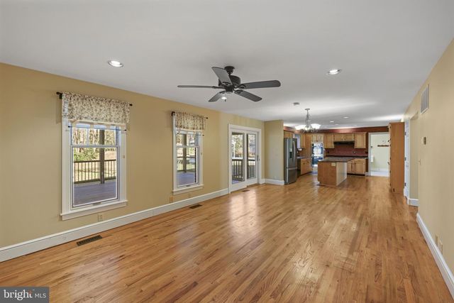 16966 TEAGUES POINT RD, Hughesville, MD 20637