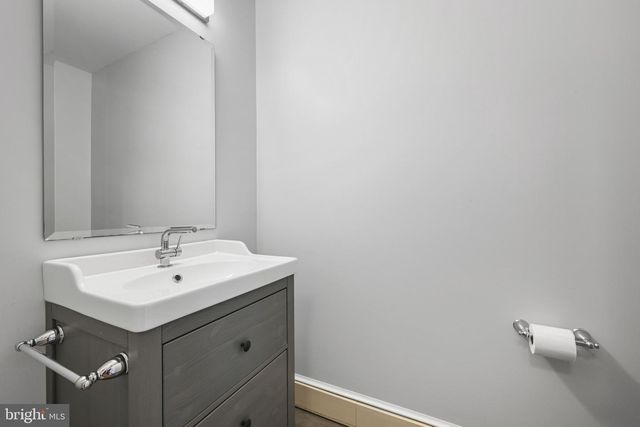 16966 TEAGUES POINT RD, Hughesville, MD 20637