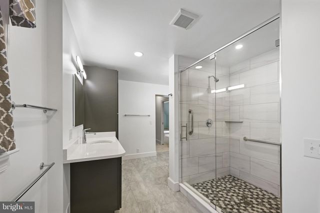 16966 TEAGUES POINT RD, Hughesville, MD 20637