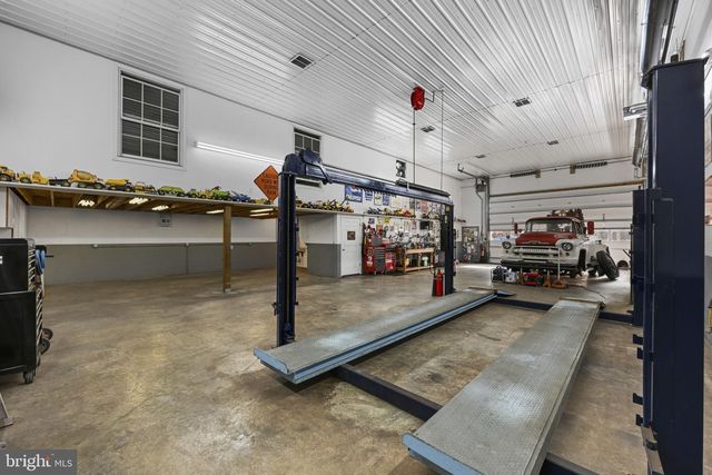 16966 TEAGUES POINT RD, Hughesville, MD 20637