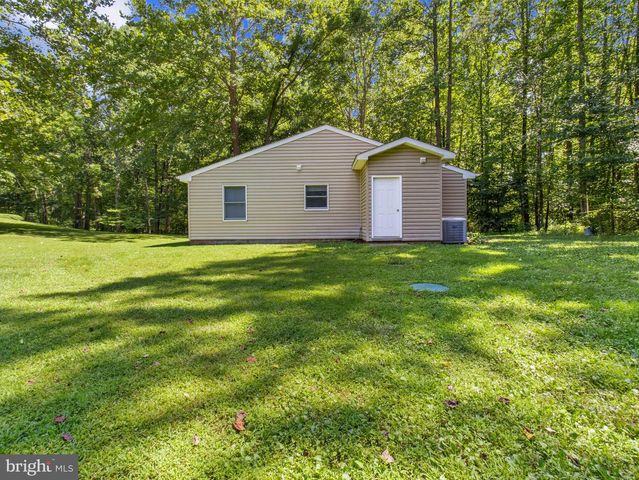 16966 TEAGUES POINT RD, Hughesville, MD 20637