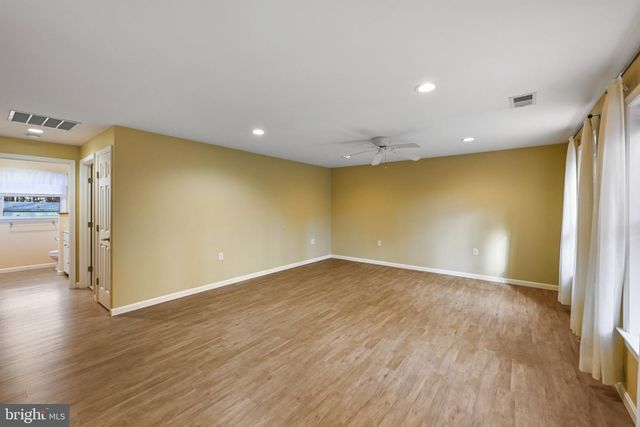 16966 TEAGUES POINT RD, Hughesville, MD 20637