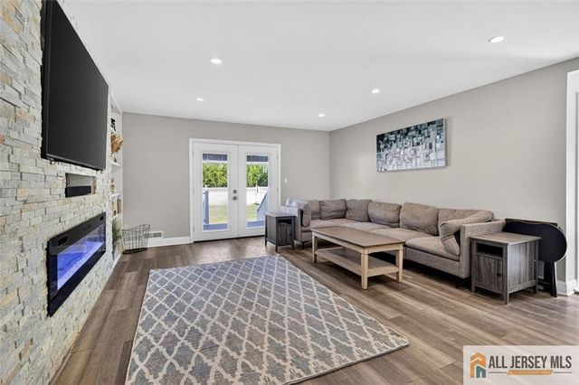 16 Colonial Drive, East Brunswick, NJ 08816