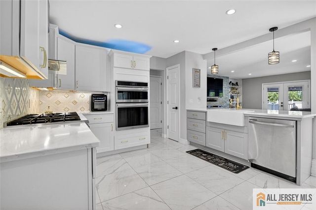 16 Colonial Drive, East Brunswick, NJ 08816