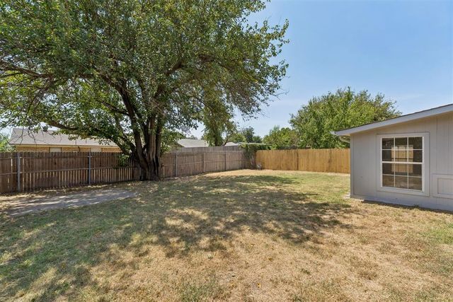 7412 NW 5th Terrace, Oklahoma City, OK 73127