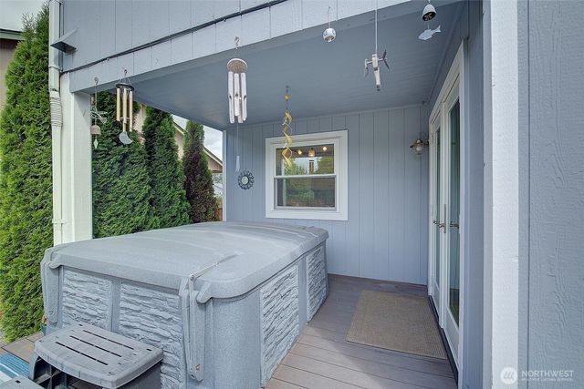 16204 93rd Street E, Sumner, WA 98390