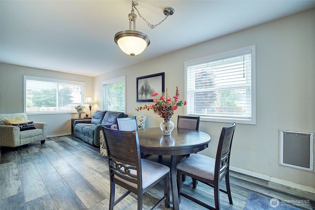 16204 93rd Street E, Sumner, WA 98390