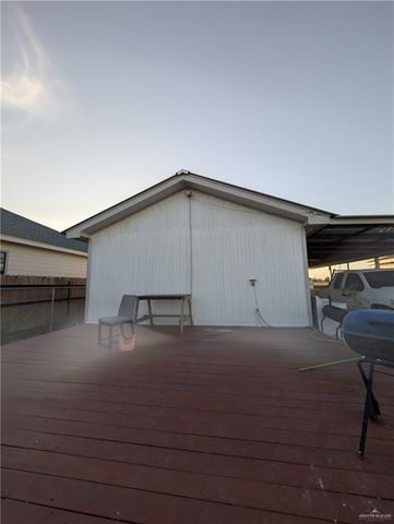 1410 Campanilla Avenue, Alamo, TX 78516