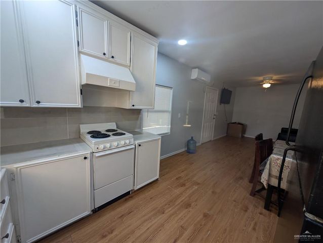 1410 Campanilla Avenue, Alamo, TX 78516