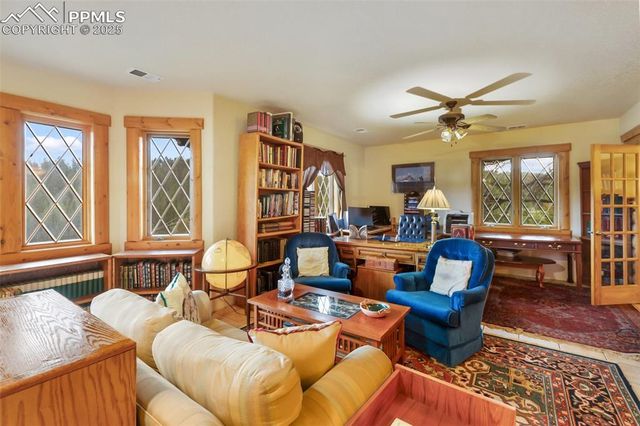 514 Hopi Circle, Divide, CO 80814