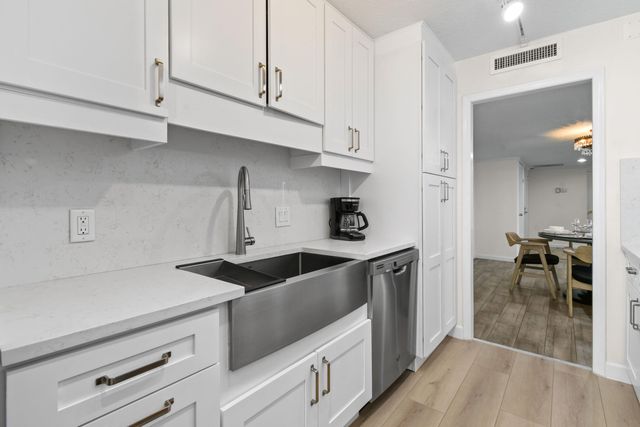 4200 N Ocean Drive 1, Riviera Beach, FL 33404