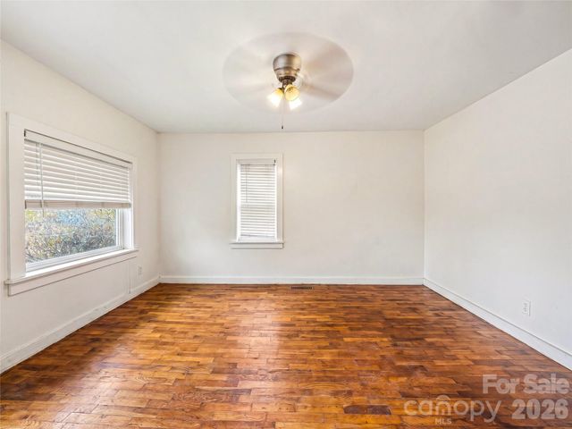 40 Mulberry Street, Asheville, NC 28804