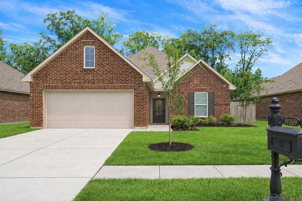 39269 Majestic Wood Ave, Gonzales, LA 70737