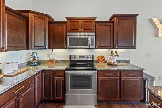 540 Glendale Drive, Troy, IL 62294