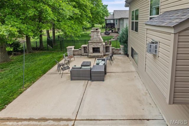 540 Glendale Drive, Troy, IL 62294