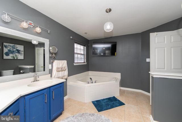 115 GOLDEN MEADOW LN, Sicklerville, NJ 08081