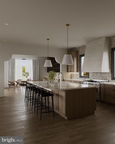 1111 LAKEWOOD DR SW, Vienna, VA 22180