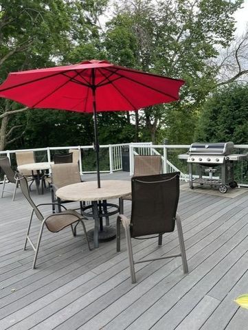 1321 Lake Drive W 320, Chanhassen, MN 55317
