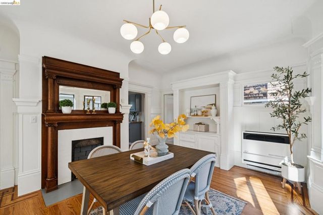 2707 Dana St, Berkeley, CA 94705