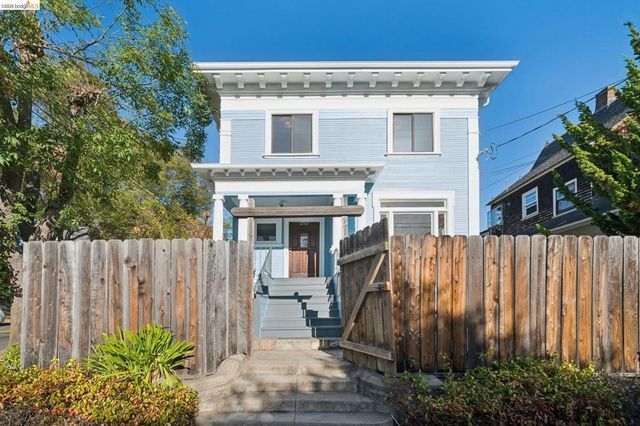 2707 Dana St, Berkeley, CA 94705