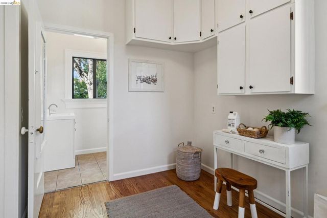 2707 Dana St, Berkeley, CA 94705