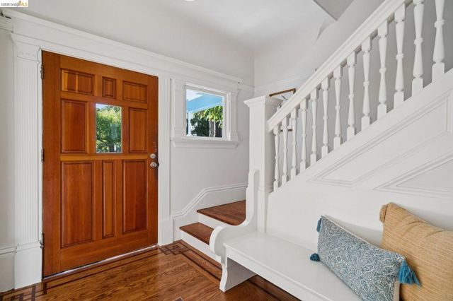2707 Dana St, Berkeley, CA 94705