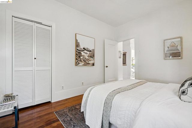 2707 Dana St, Berkeley, CA 94705