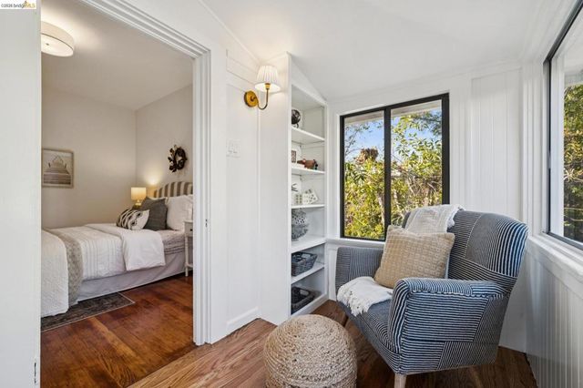 2707 Dana St, Berkeley, CA 94705