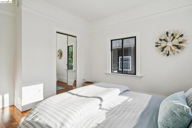 2707 Dana St, Berkeley, CA 94705