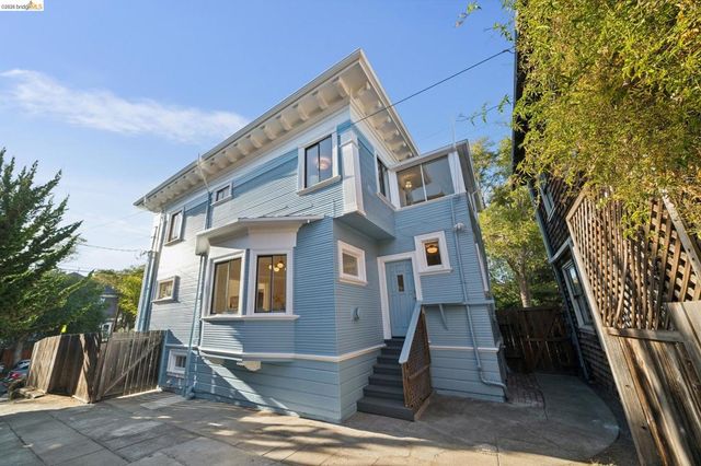 2707 Dana St, Berkeley, CA 94705