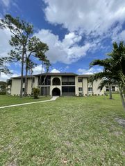 116 Lake Pine Circle, Greenacres, FL 33463