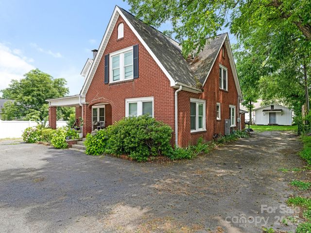 1102 Lane Street, Kannapolis, NC 28083