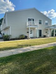 192 Mary Court D, Bartlett, IL 60103