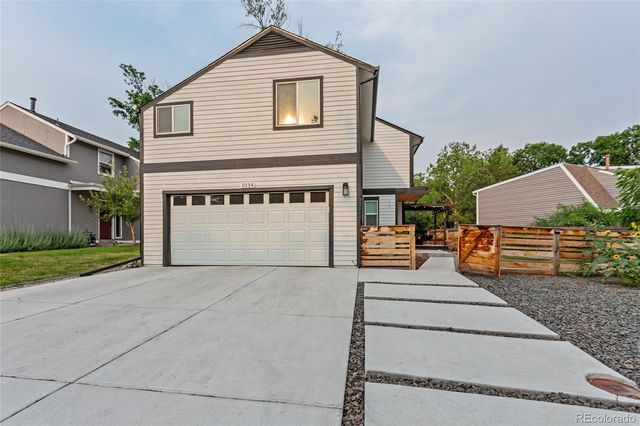 1034 W Peakview Circle, Littleton, CO 80120