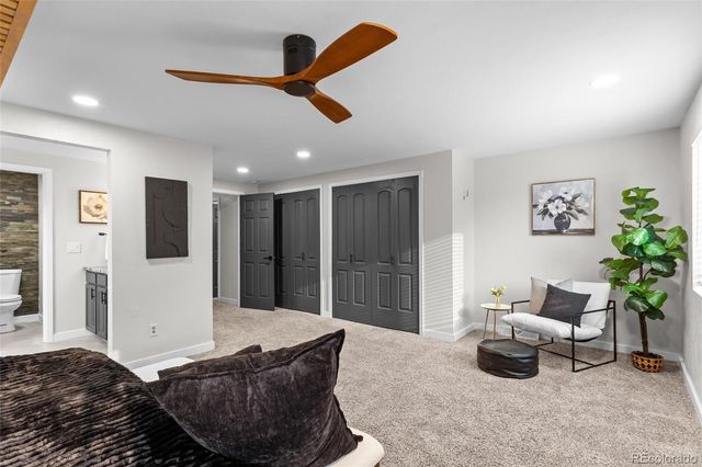 1034 W Peakview Circle, Littleton, CO 80120